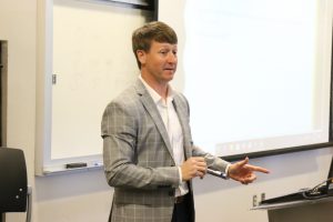 UM Law alumnus and wealth advisor David McPhail speaks to law students about managing a budget during a financial literacy program.